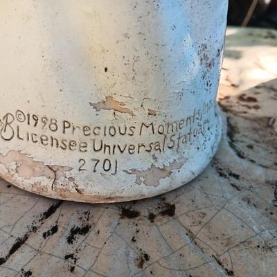 1998 Precious Moments Inc. Universal Studios statues / yard art