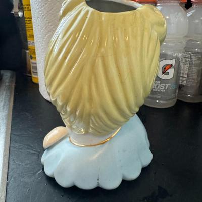 INSPIRED BY VINTAGE RETRO PLANTER