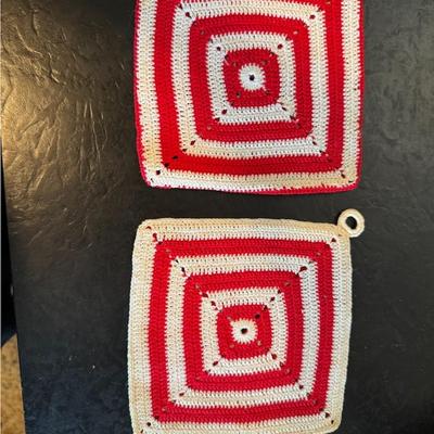 BUNDLE OF HAND-KNIT POT HOLDERS