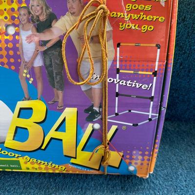 Blongo ball
