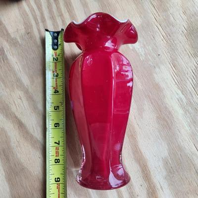 Lot of 17 pieces Art Glass Vases Hummingbird
