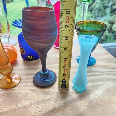 Lot of 17 pieces Art Glass Vases Hummingbird