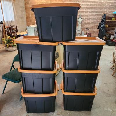 lot of 7 Black w Orange Lids Rubbermaid Roughneck Storage Totes 18 Gallon