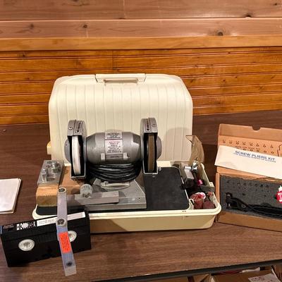 Scissor sharpener