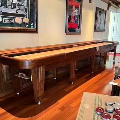 500 Large 19' Black River Shuffleboard Table with Accessories