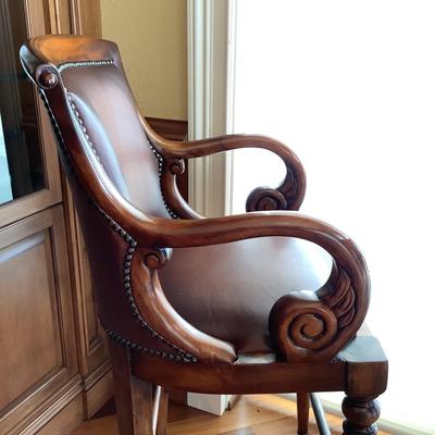 502 Whittemore Sherrill Bar Stools and Table Set