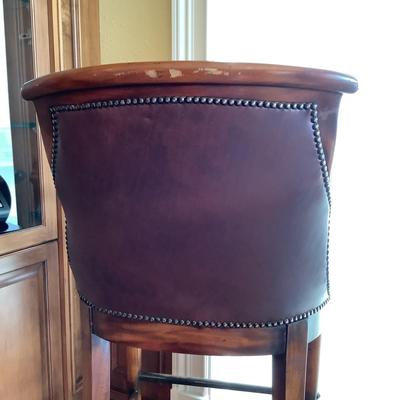 502 Whittemore Sherrill Bar Stools and Table Set