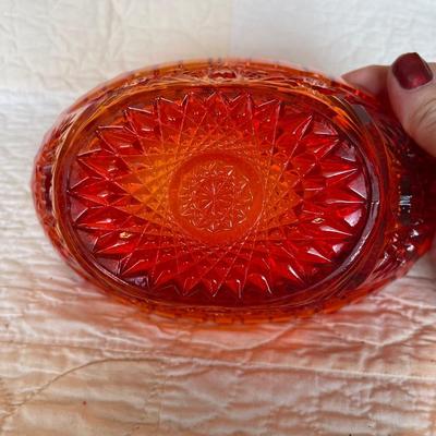 Amberina scalloped edges bowl