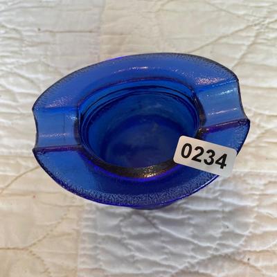 Cobalt blue top hat ashtray
