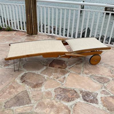 528 Pair of Gloster Teak Lounge Chairs with Teak Side Table