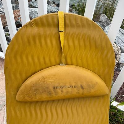537 FRONTGATE Yellow Pool Float