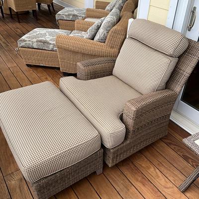 540 LANE Hemingway Wicker Resin Swivel Glider Rocker with Ottoman