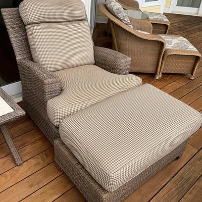 541 LANE Hemingway Wicker Resin Swivel Glider Rocker with Ottoman