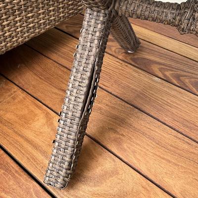 542 LANE Resin Wicker Tile Top Table