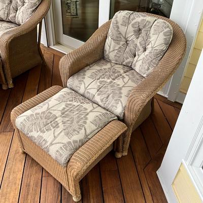 550 Lloyd Flanders Wicker Chair and Ottoman