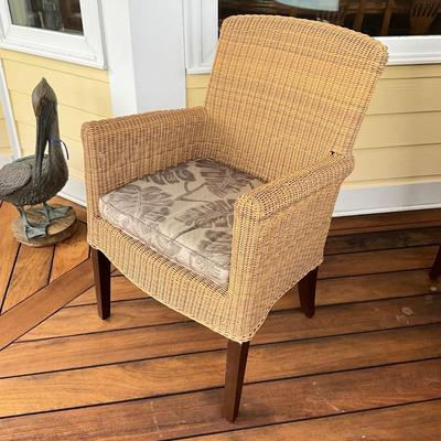 578 VENEMAN Wicker Resin Glasstop Table and 6 Chairs Set with Cushions