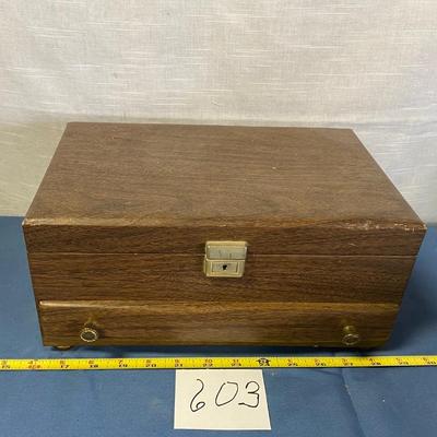 Lady Buxton Jewelry Box