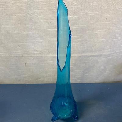 Le Smith Blue Hobnail 3 Footed Vase