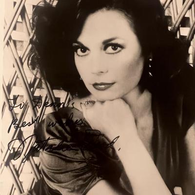 Natalie Wood signed photo