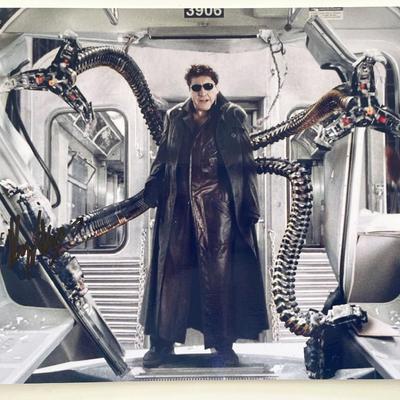 Spider-Man Alfred Molina signed movie photo