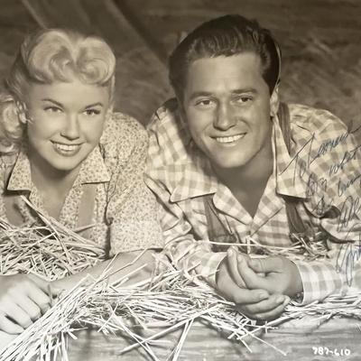 Gordon MacRae signed photo