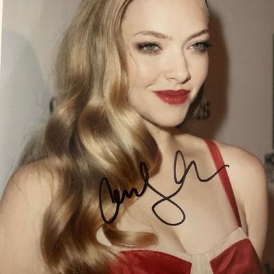Amanda Seyfried signed photo