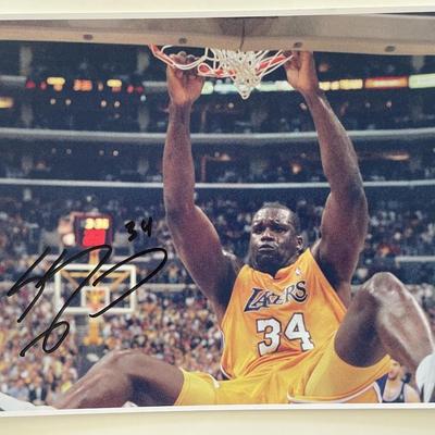 LA Lakers Shaquille O'Neal signed photo
