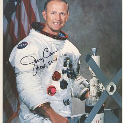 Gerald P. Carr signed photo