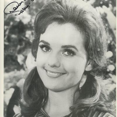 Dawn Wells signed Gilligans Island photo