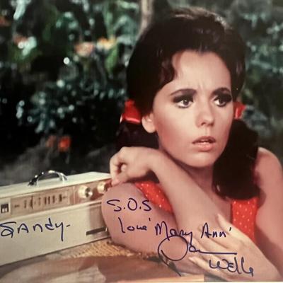 Gilligan's Island Dawn Wells signed photo