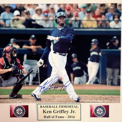 Ken Griffey Jr. signed photo