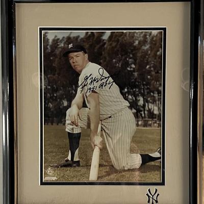 Gil McDougald signed photo