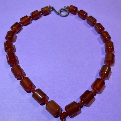 Vintage Nicely Made Carnelian Fashion Bead Necklace 16" w/Stone Pendant in VG Preowned Condition.