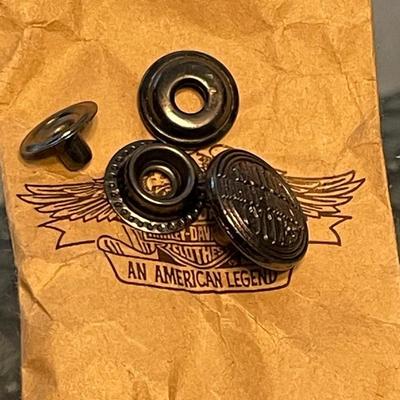 Harley Davidson Heavy XL Leather Motorcycle Jacket w/Zipper Lining in Newer Never Worn Condition.