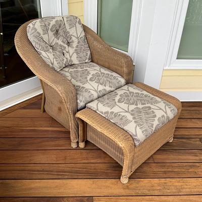 552 Lloyd Flanders Wicker Chair and Ottoman As-IS