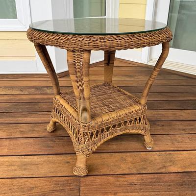 554 Resin Wicker Glass top End Table