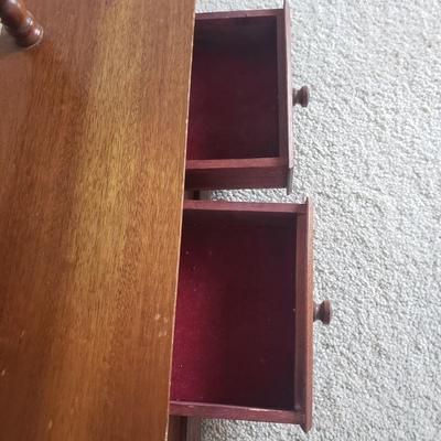 John Weyer Vanity Mirror/Drawers (3UL-KD)
