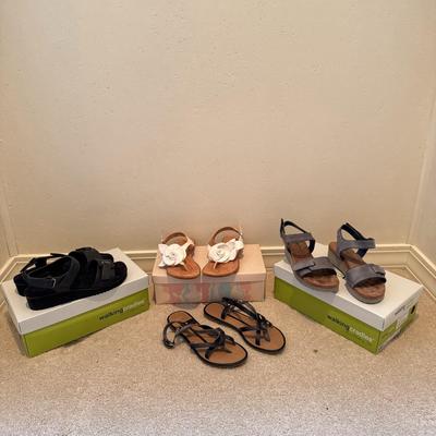Women’s Leather Sandals - Size 6-6.5 (3PC-DZ)