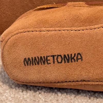 Women’s Yodelers, Minnetonka, and More Shoes - Sizes 6.5-7 (3PC-DZ)