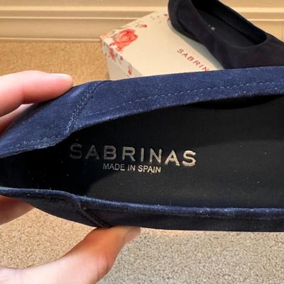 Shaina Gold, Born, Sabrinas, and Other Women’s Flats - Sizes 6-7 (3PC-DZ)