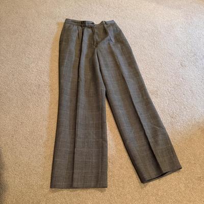 Pendleton, Talbots, and Other Women’s Dress Pants - Sizes 6-8 (3PC-DZ)