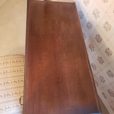 Three Drawer Vanity with Stool (3UB-KD)