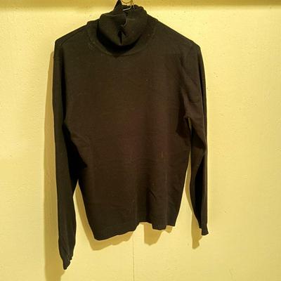 Dalkeith, Lands’ End, Eileen Fisher, and Other Women’s Turtleneck Sweaters - Sizes S-M (3PC-DZ)