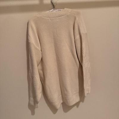 Eddie Bauer, Bloomingdale’s, Lauren Hansen, and Other Women’s Sweaters - Sizes S-M (3PC-DZ)