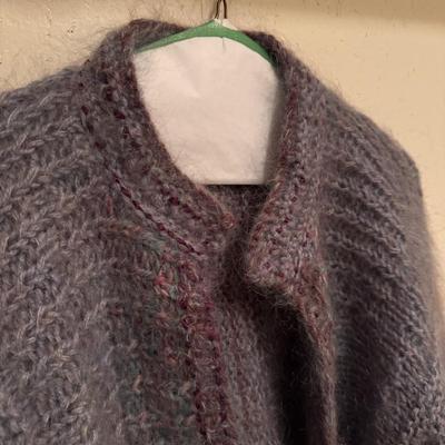 Eddie Bauer, Bloomingdale’s, Lauren Hansen, and Other Women’s Sweaters - Sizes S-M (3PC-DZ)