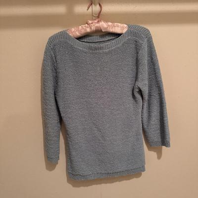 Eddie Bauer, Bloomingdale’s, Lauren Hansen, and Other Women’s Sweaters - Sizes S-M (3PC-DZ)