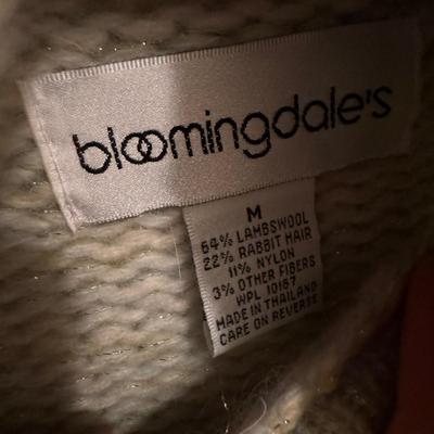 Eddie Bauer, Bloomingdale’s, Lauren Hansen, and Other Women’s Sweaters - Sizes S-M (3PC-DZ)