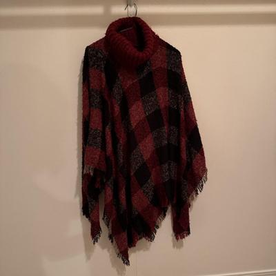 Eddie Bauer, Bloomingdale’s, Lauren Hansen, and Other Women’s Sweaters - Sizes S-M (3PC-DZ)