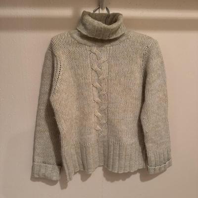Eddie Bauer, Bloomingdale’s, Lauren Hansen, and Other Women’s Sweaters - Sizes S-M (3PC-DZ)