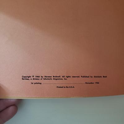 Vintage Children's Books and More (3GB1-KD)